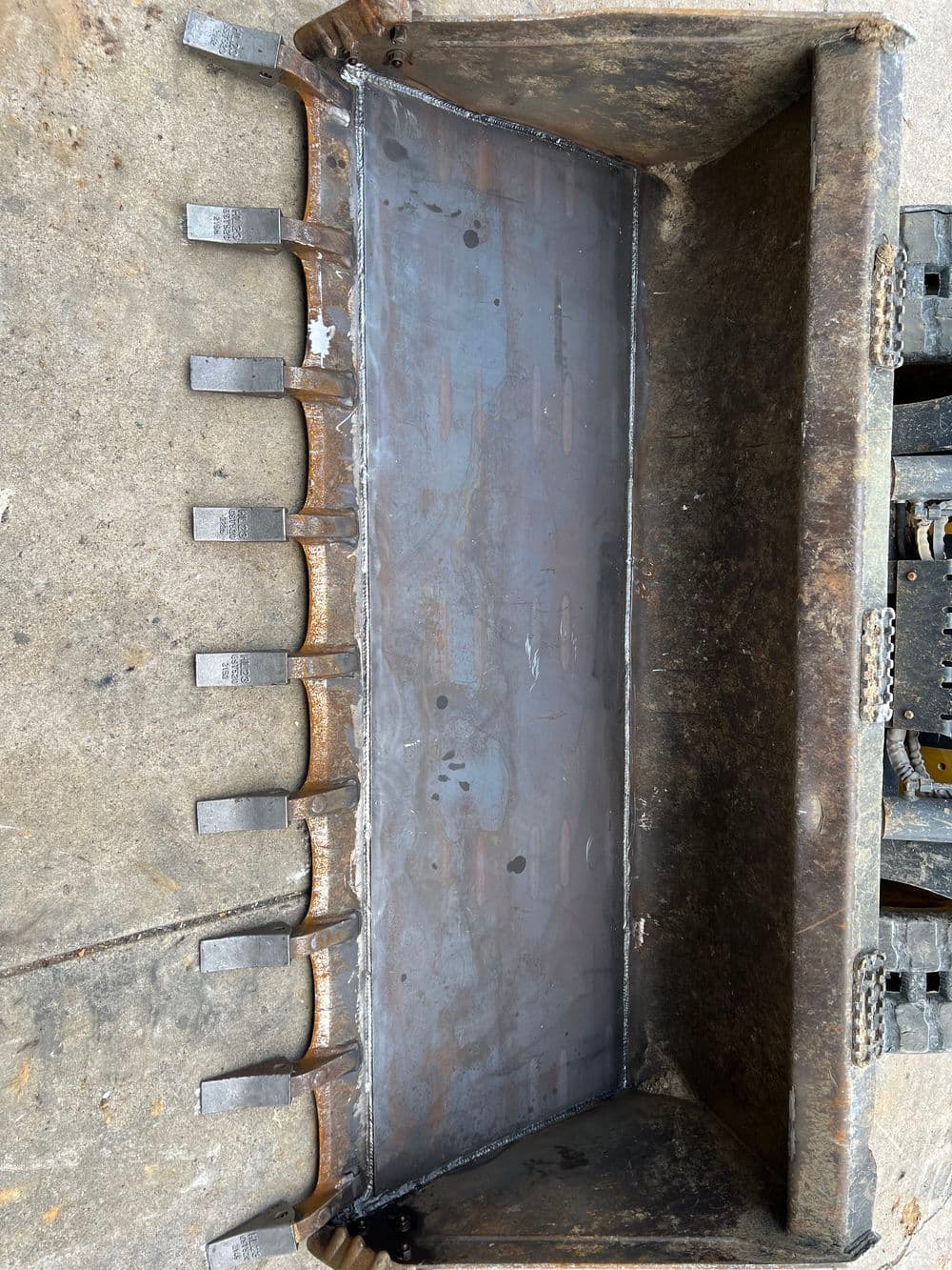 Gallery photos for Excavator Bucket Floor Rebuild with Wear Bar Protection in Troy MO: Image #5