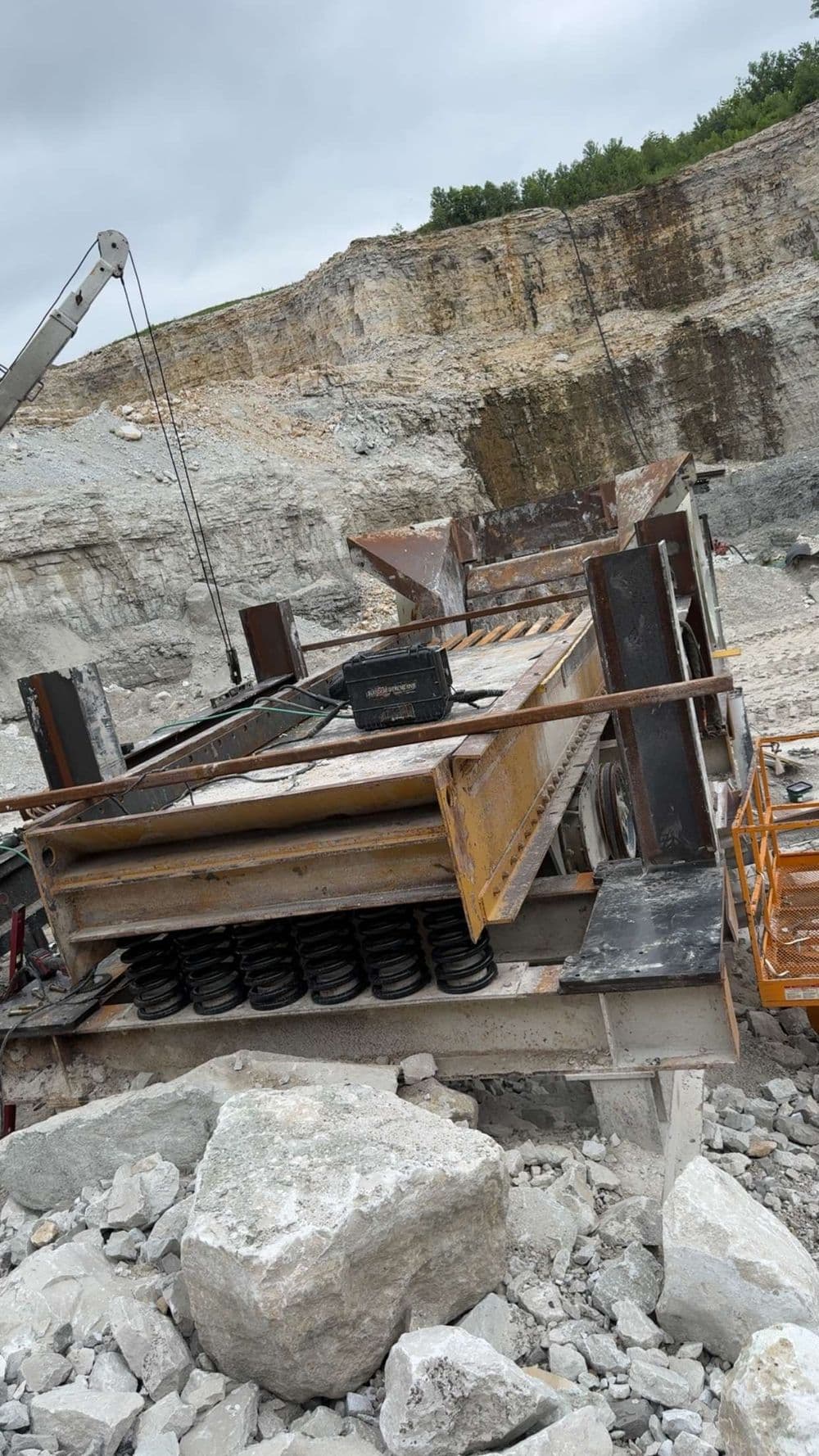 Gallery photos for Custom Feeder Hopper Fabrication from a Haul Truck Bed: Image #4