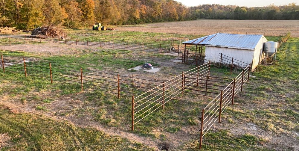 Gallery photos for Livestock Panel Corral and Pen System Built in Troy MO: Image #1