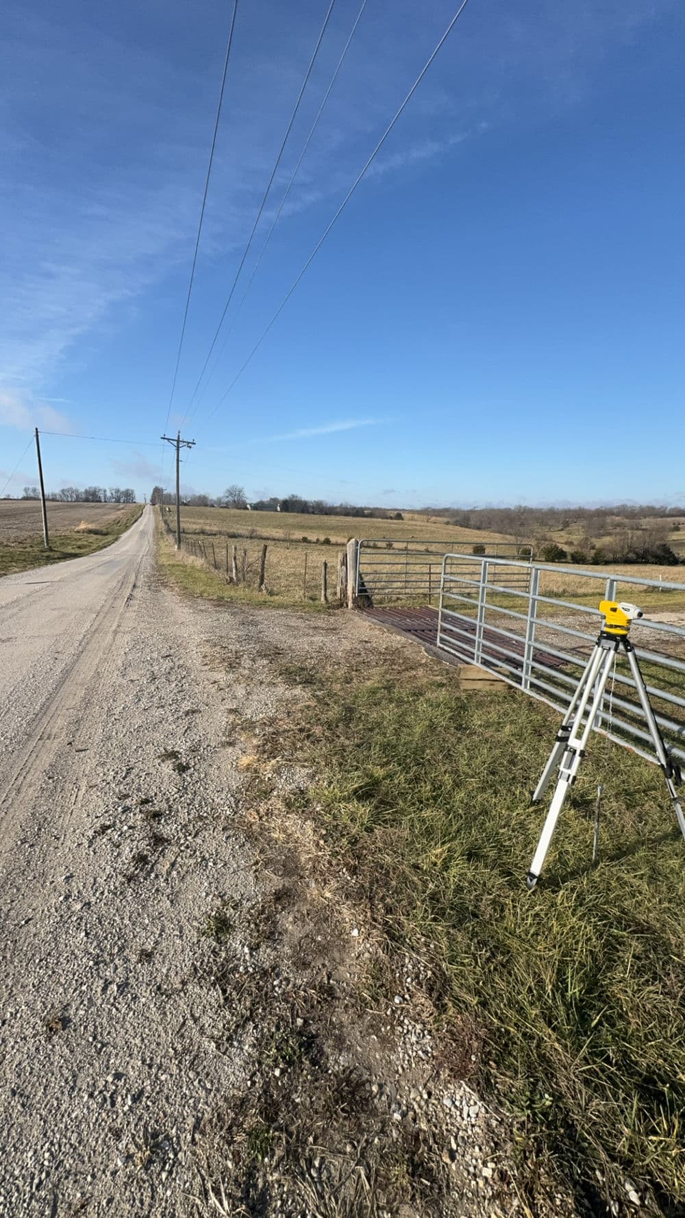 New Continuous Fence Line Built From the Ground Up in Silex image