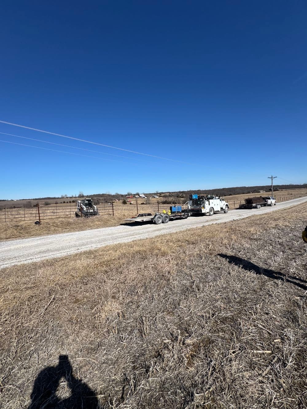 Gallery photos for New Continuous Fence Line Built From the Ground Up in Silex: Image #2