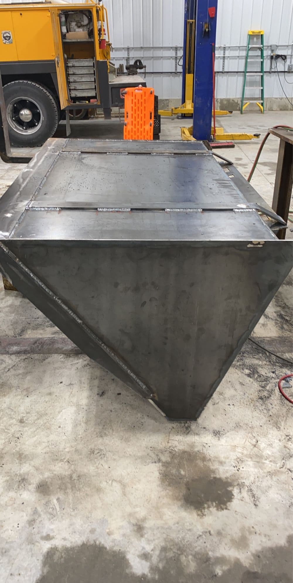 Gallery photos for Custom Fabricated Oversized Skid-Steer Bucket Built in Troy MO: Image #3