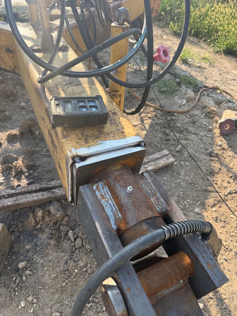 Gallery photos for Worn Out Equipment Hitch Gouged Off and Rewelded in O'Fallon: Image #3